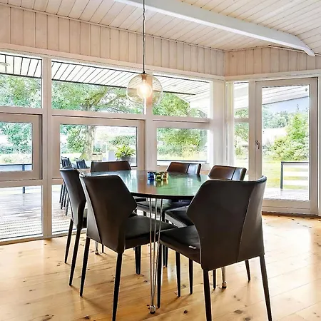 Дом отдыха 8 Person Holiday In Glesborg Fjellerup